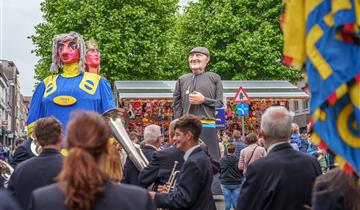 Zottegemse reuzen op zoek naar nieuwe dragers, gildeleden en vakmensen